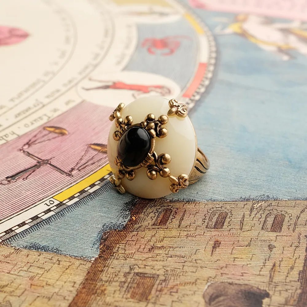 Bague Agate Noire Fleur de Lys – Bijou Spirituel Protecteur - Biloria